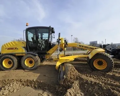 фото Аренда автогрейдрера NEW Holland F156.7