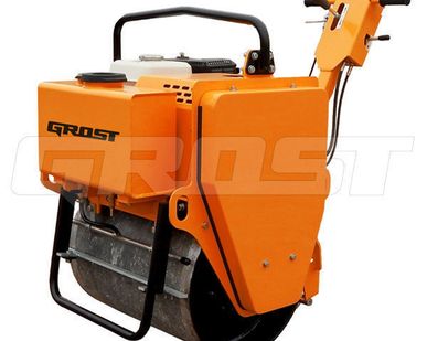 фото Виброкаток GROST VR300S