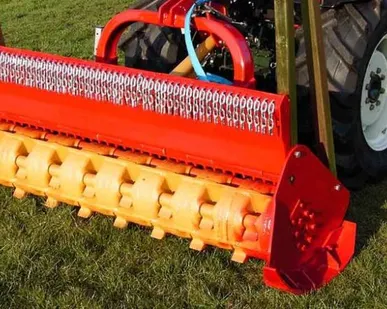 фото Мульчеры Россия для тракторов с подвижными молотками