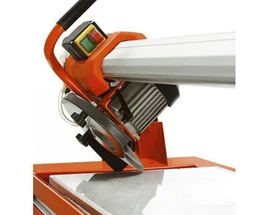 фото Камнерезный станок ТС 300/2,0 кВт, длина реза 900 мм.