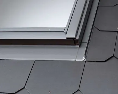 фото Оклад мансардного окна VELUX(Велюкс) ОПТИМА (55*78см) для плоской кровли