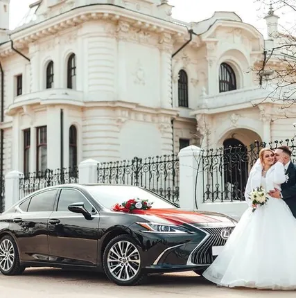 Фото №0 Аренда авто с водителем на свадьбу