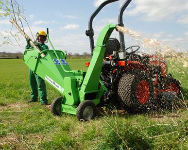 фото Измельчитель веток тракторный Greenmech CS 100 TMP