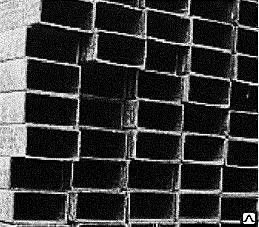 фото Труба нержавеющая прямоугольная 60х30х3 AISI 304 шлифованная