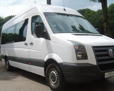 фото Микроавтобус Volkswagen Crafter "Лайн", городской (пригородный), 13 мест