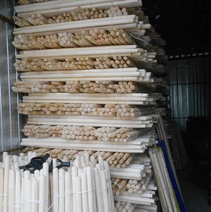 Фото №0 Черенок березовый для лопат высший сорт 40 мм оптом