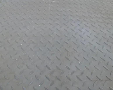 фото Лист рифленый 10 мм Ст3сп5, 3пс5, 1х2, 1.1х5