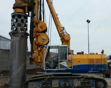 фото Аренда бурового станка для устройства свай Bauer BG 25 C, Домодедово