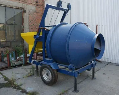 фото Бетоносмеситель SS-350 со скипом