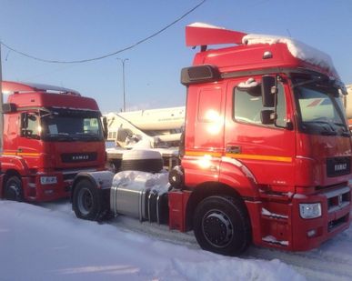 фото Тягач КАМАЗ 5490-010-87