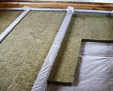 фото Звукоизоляция междуэтажного мансардного деревянного перекрытия