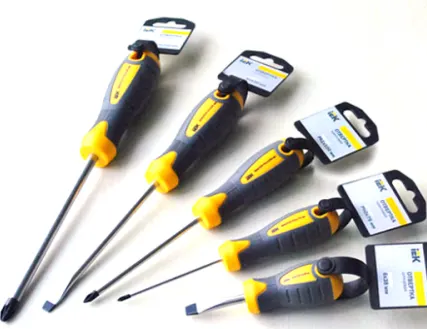 Фото №0 Отвёртка шлицевая SL 6*150мм TSC-1SL-6150 IEK (ИЭК)