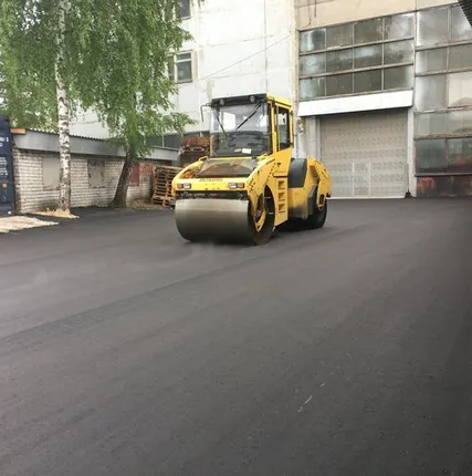 Фото №0 Устройство дорожного покрытия из мелкозернистого асфальтобетона