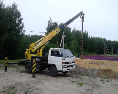 фото Услуги ямобура, аренда ямобура