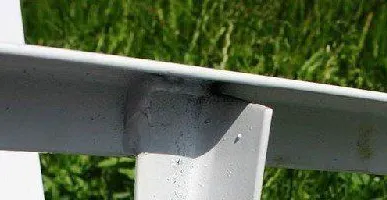 фото Уголок AISI 304 горячекатанный 25х25х3