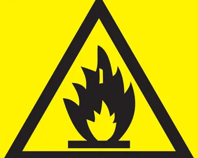 фото Самоклеящаяся этикетка: 150х150 мм, &quot;Пожароопасно&quot;