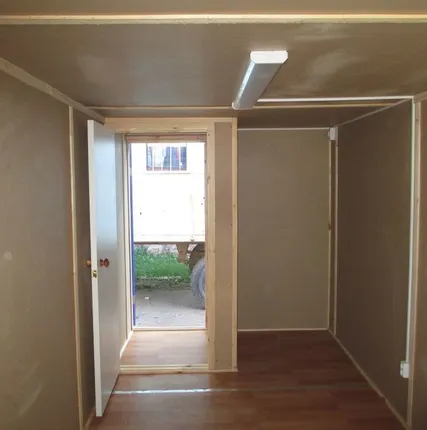 Фото №0 Вагончик бытовка с доставкой (эконом вариант)