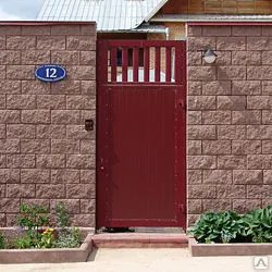 Фото №0 Калитка из сэндвич панелей