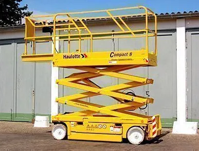 фото Аренда ножничного электрического подъемника Haulotte Compact 8