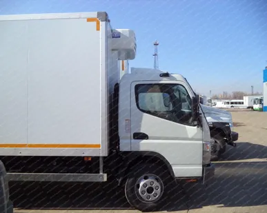 фото Автофургон рефрижератор на шасси Fuso Canter с ХОУ Dongin Thermo DM-500C, 4х2.