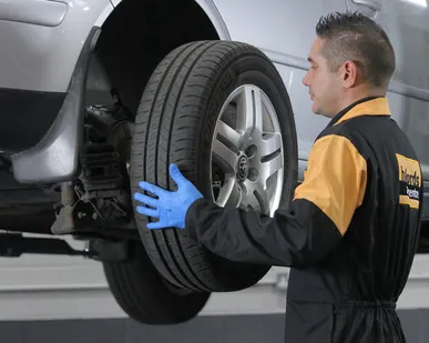 фото Комплекс работ по замене 4 колес R16