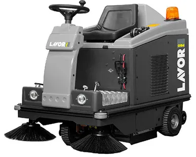 фото Подметальная машина LAVOR Professional SWL R 1000 ST бензиновая