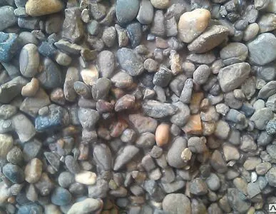 фото Цокольная плита «ПРОФИСТ - Галечник» с камешковым покрытием