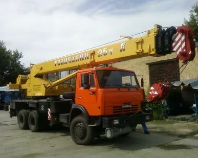 фото Почасовая аренда автокрана грузоподъёмность 25 т