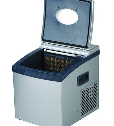 Фото №0 Льдогенератор кускового льда GASTRORAG DB-02