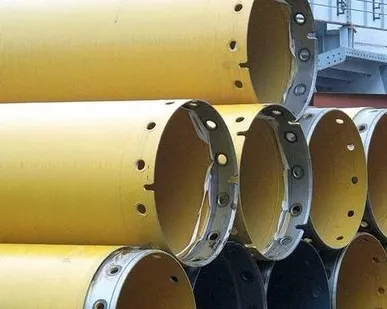 фото Труба обсадная 140-146 мм, ТУ 14-3-514-76, с короткой треугольной резьбой