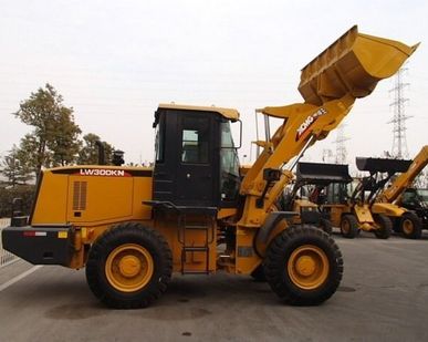 фото Погрузчик фронтальный XCMG LW300KN