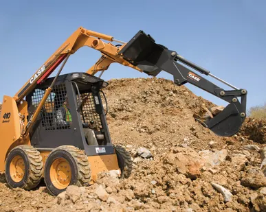 фото Аренда минипогрузчика Case 410 Series 3