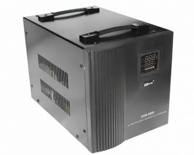 фото Однофазный релейный стабилизатор Prorab DVR-8000