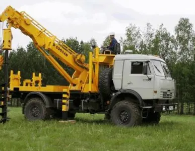 фото Арендовать ямобур SANY SR150C