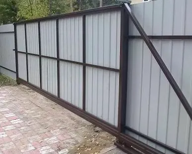 фото Откатные ворота под профлист, каркас 5,4 м