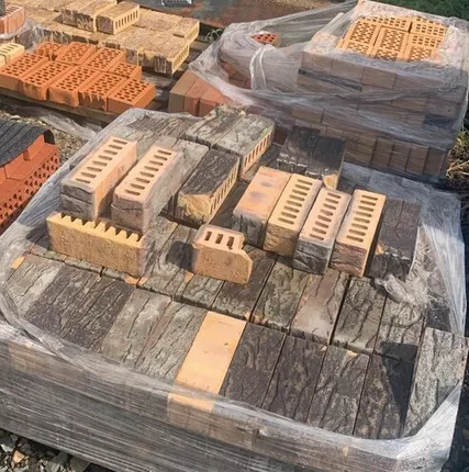 Фото №0 Кирпич (уценка)