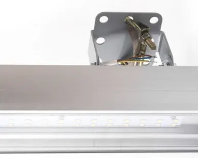 фото Низковольтный линейный светодиодный светильник SVT-P-UL-24Вт-LV-12V DC 95 Лм/Вт 2280 Лм