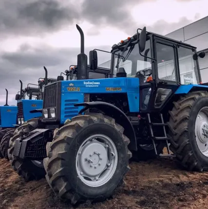 Фото №0 Трактор Беларус МТЗ 1221