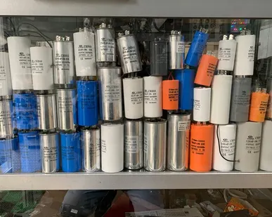 фото Конденсаторы пусковые