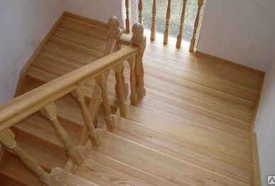 фото Ступени из лиственницы