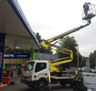 Аренда автовышки манипулятора в Гатчине