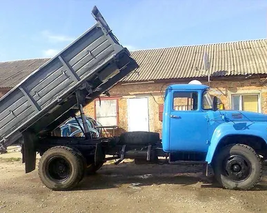 фото Щебень машиной ЗИЛ