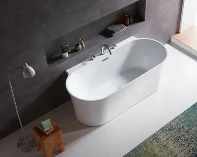 фото Акриловая ванна BelBagno BB409-1700-800