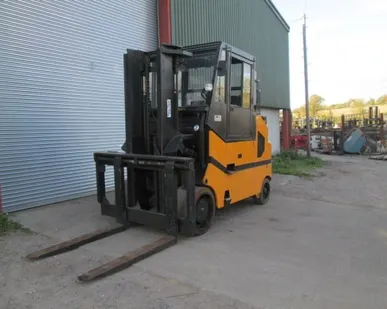 фото Аренда вилочного погрузчика грузоподъёмность 7.5 т