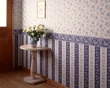 фото Наклеивание обоев в два уровня