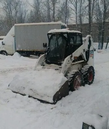 Фото №0 Чистка снега