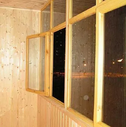 Фото №0 Внутрення обшивка балконов деревянной вагонкой