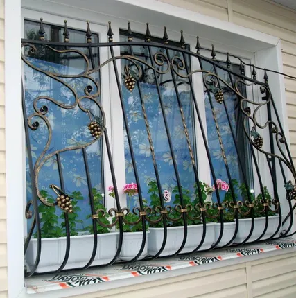 Фото №0 Кованые решетки