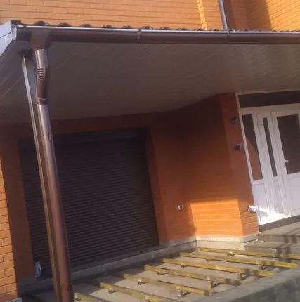 Фото №0 Навесы из профнастила