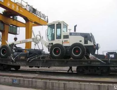фото Автогрейдер XCMG GR180